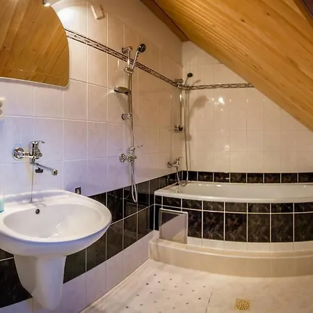 بيت للعطل Apartman Eva